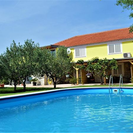 Studio Apartments Luka Biograd - 本科瓦茨 外观 照片