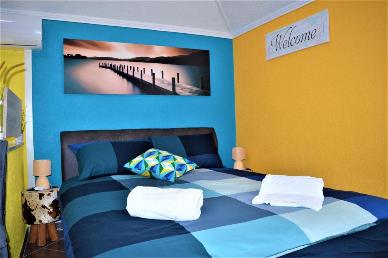 Studio Apartments Luka Biograd - 本科瓦茨 外观 照片