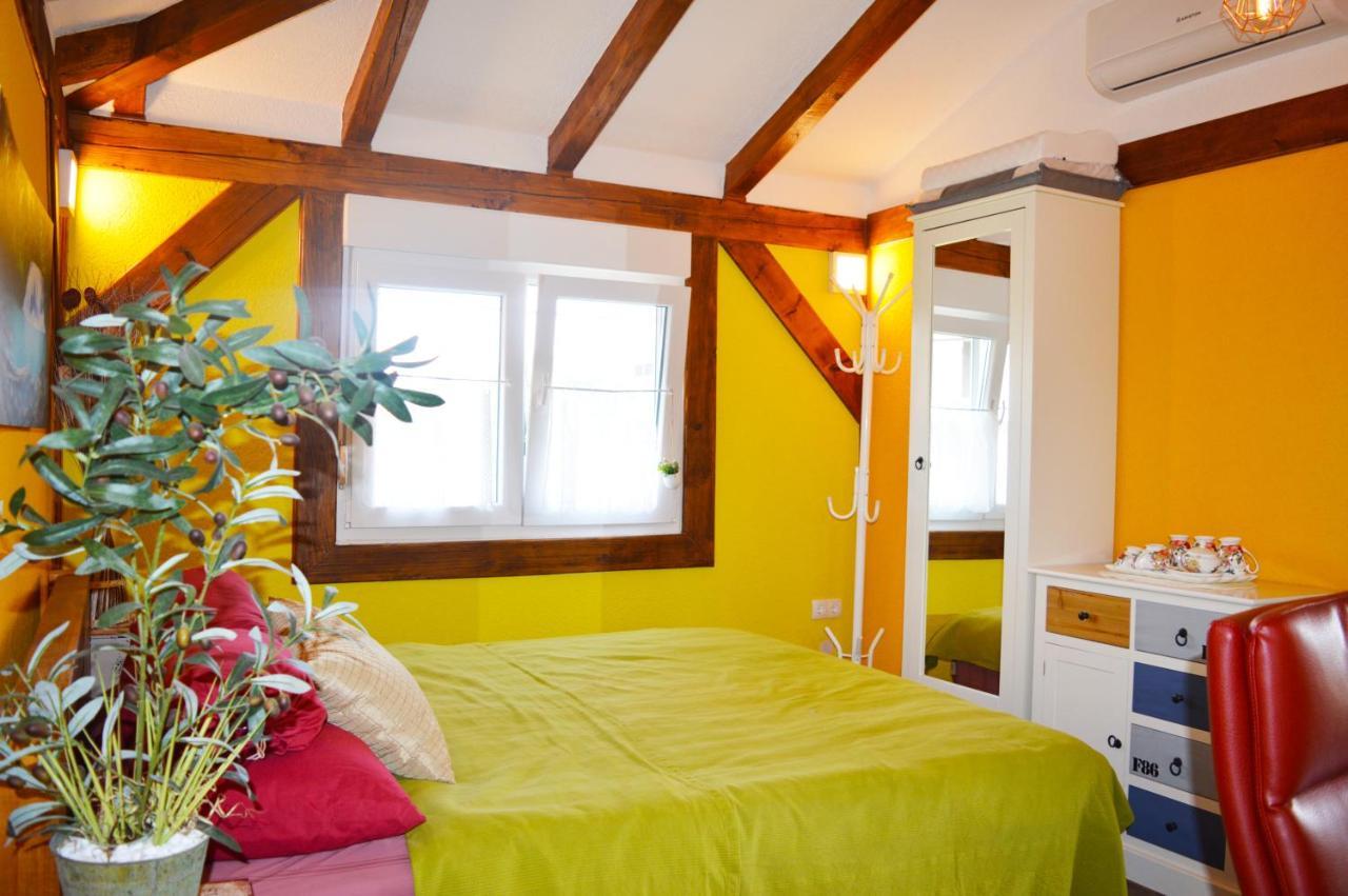 Studio Apartments Luka Biograd - 本科瓦茨 外观 照片