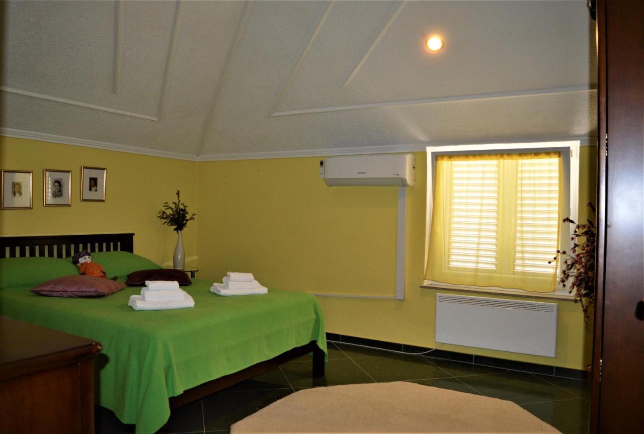 Studio Apartments Luka Biograd - 本科瓦茨 外观 照片