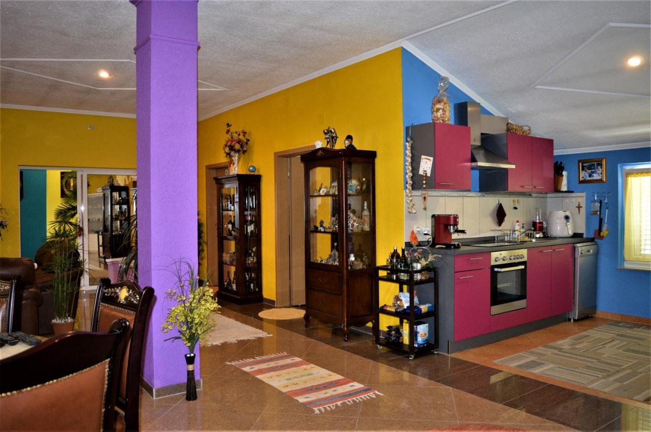 Studio Apartments Luka Biograd - 本科瓦茨 外观 照片